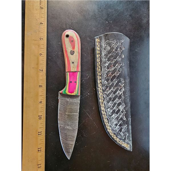 Hand Forged Damascus Steel Knife w/ Leather Sheath