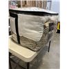 Image 2 : SHADES TEXTURED COMFORTER SET, RETAIL $179