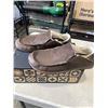Image 3 : NEW OLUKAI MOLOA SLIPPER DK WOOD / DK WOOD  SIZE MENS 10