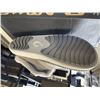 Image 5 : NEW OLUKAI KU'I FOG / MIST GREY  SIZE WOMENS 10