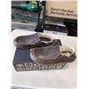 Image 3 : NEW OLUKAI MOLOA SLIPPER DK WOOD / DK WOOD  SIZE MENS 11