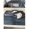 Image 4 : NEW OLUKAI OHANA BLACK / BLACK WOMENS SIZE 11