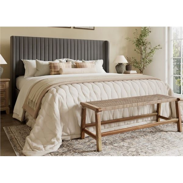 WILLA ARLO INTERIORS CANDLER GREY KINGSIZE VELVET UPHOLSTERED PLATFORM BED WITH WINGBACK HEADBOARD A