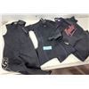 Image 1 : Wetsuits (3 pcs)