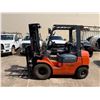 Image 2 : Toyota 7FGU20 Propane Forklift 542 Hours (Starts & Runs - See Video) Pick-up 5/21