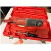 Image 4 : Milwaukee Corded Hole Hawg Drill in Hard Case