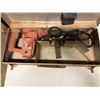 Image 2 : Milwaukee Hawk Corded Rotary Hammer Drill in Hard Case