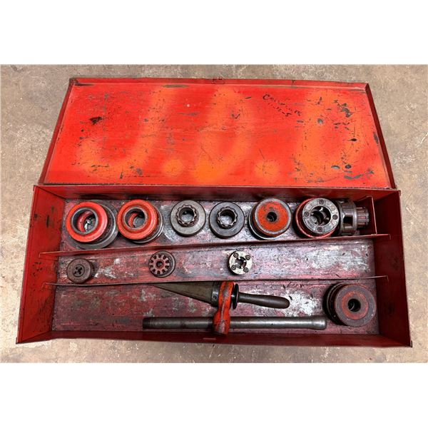 Proto Tools Pipe Threading Tools in Metal Case