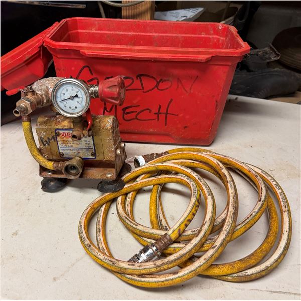 Reed Hydrostatic Test Pump w/ Hose in Hard Case