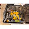 Image 2 : DeWalt DW073 Cordless Rotary Laser Kit in Hard Case