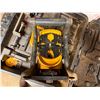 Image 4 : DeWalt DW073 Cordless Rotary Laser Kit in Hard Case