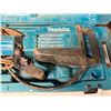Image 3 : Makita HM1307CB Demolition Hammer in Hard Case