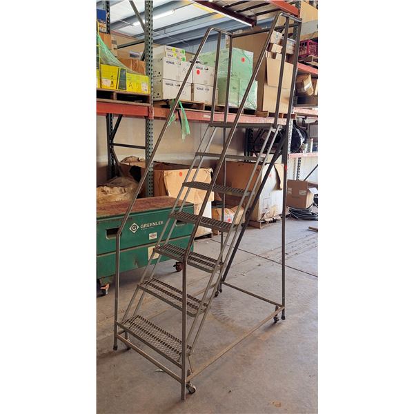 Metal Rolling 7-Step Warehouse Safety Stairs 99"H