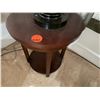 Image 4 : Round Wooden Side Table 22" Dia w/ Undershelf & Table Lamp w/ Woven Base 29"H