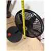 Image 2 : Lasko Black Pedestal Floor Fan 21" Dia