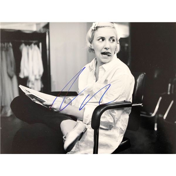 Girls Lena Dunham signed photo