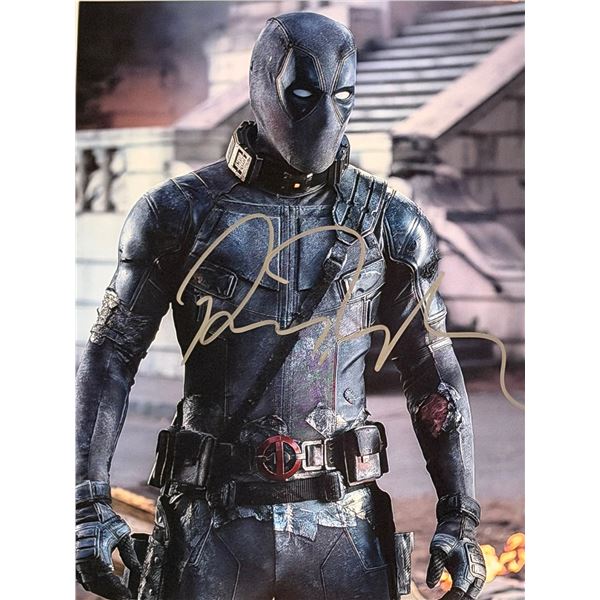 Deadpool Ryan Reynolds signed photo