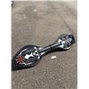 Image 1 : In Very Good Condition Skateboard