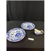 Image 1 : 2 Royal Worcester Blue Broseley Plates with Creamer