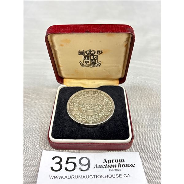 1933 Great Britain George V Crown in a Royal Mint Box, 7,132 Mintage