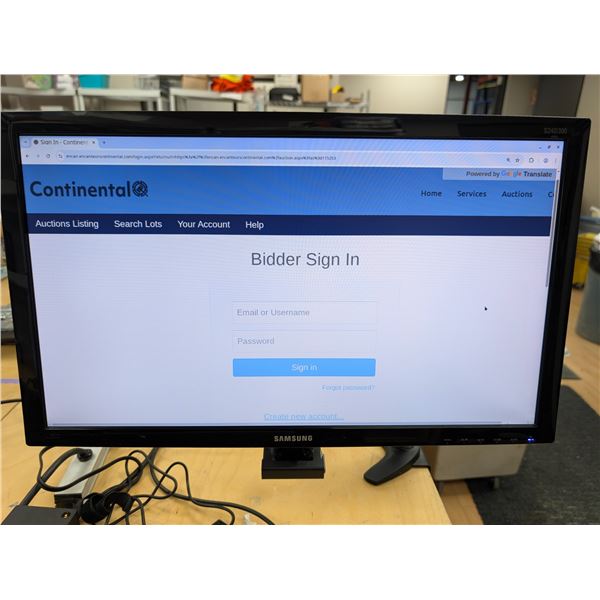 MONITEUR 24" SAMSUNG SUR SUPPORT À PINCE