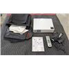 Image 1 : PROJECTEUR SONY #VPL-CX70 AVEC TELECOMMANDE ET ETUI DE TRANSPORT