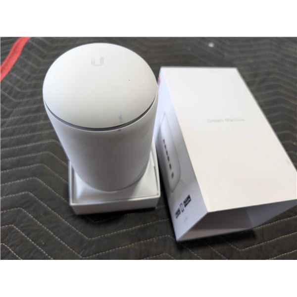 UNIFI DREAM MACHINE PASSERELLE INTERNET ET WIFI POINT D'ACCES