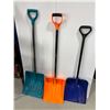 Image 1 : LOT DE 3 PELLES EN PLASTIQUE