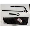 Image 1 : SPARE PNEU CRIC