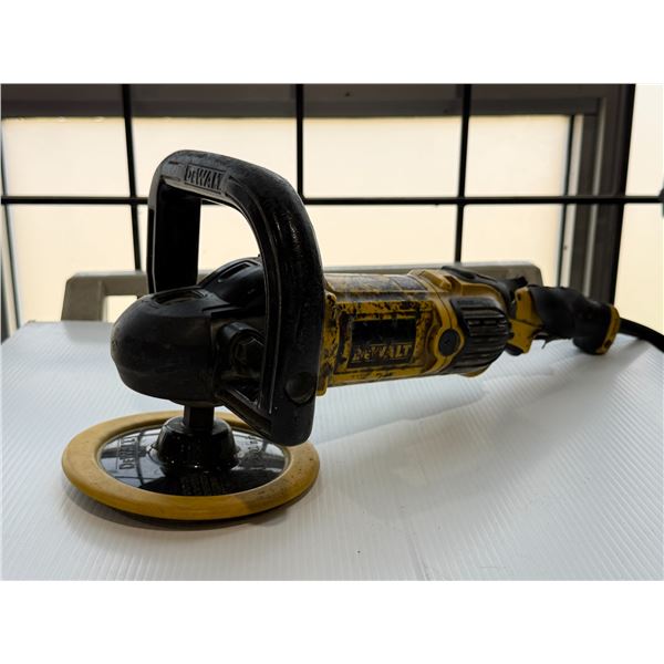 POLISSEUSE ELECTRIQUE 7",9" DEWALT #DWP849X