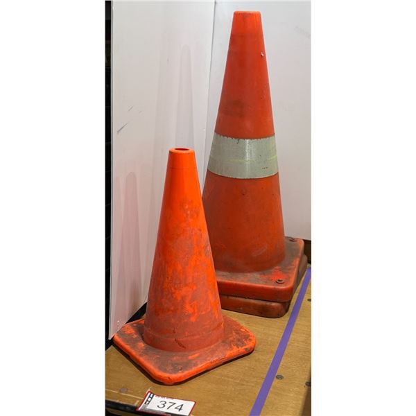 LOT DE 3 CONES DE SECURITE ASSORTIS