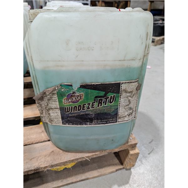 BLACKKAT WINDEZE RTU 20L (90% FULL)