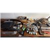 Image 1 : LOT DE PARTS POUR AUTO ETC ASSORTIS