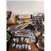 Image 4 : LOT DE PARTS POUR AUTO ETC ASSORTIS