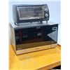 Image 1 : LOT: PANASONIC MICRO-ONDES À ONDULEUR ET B&D FOUR GRILLE-PAIN