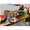 Image 1 : LOT DE DECORATIONS DE NOEL ASSORTIS