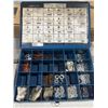 Image 7 : METAL SUPPORT RACK AVEC 15 PORTABLE DRAWERS 20"X12"X67" AVEC CONTENT