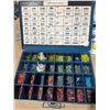 Image 9 : METAL SUPPORT RACK AVEC 15 PORTABLE DRAWERS 20"X12"X67" AVEC CONTENT