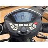 Image 5 : SCOOTER DE MOBILITE KYMCO MAXER SCOOTER DE MOBILITE *FLOOR MODEL, 0KM ODO* GLOSSY BLACK
