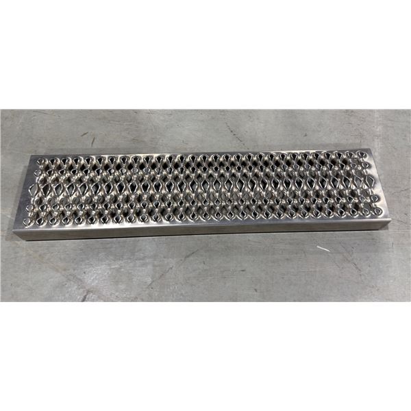 PACCAR PARTS ALUMINUM BATTERY BOX STEP 753MM (TRUCK PART)