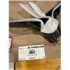 Image 2 : LOT: 2 THERMO KING SANGLE DE RESERVOIR DE CARBURANT