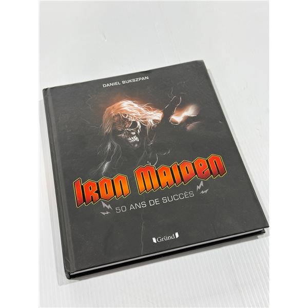 HARD-COVER BOOK: "IRON MAIDEN: 50 ANS DE SUCCÈS