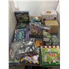Image 1 : PLUS DE JOUETS ASSORTIS