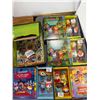 Image 3 : ASSORTIS LIVRES/MARIONNETTES À DOIGTS ET AUTOCOLLANTS