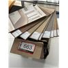 Image 1 : LOT: 4 CLASSEURS D'ECHANTILLONS DE PLANCHER