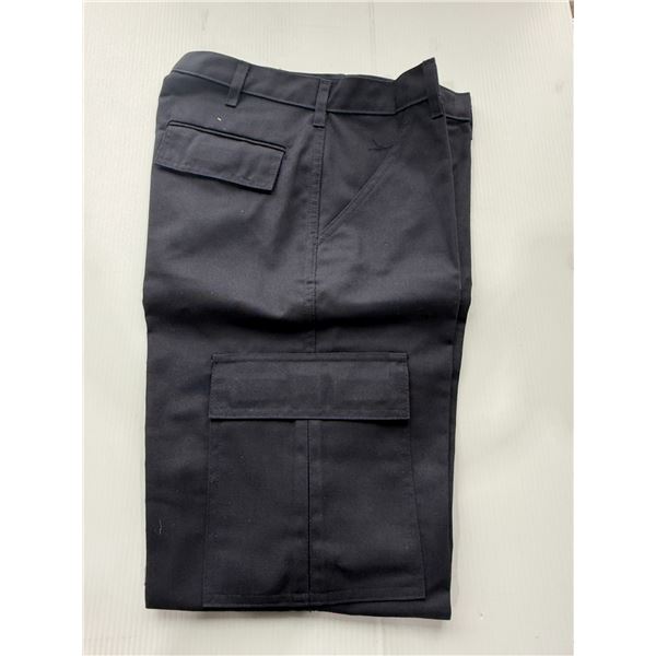PANTALON D'UNIFORME SIZE:30 (MARINE)