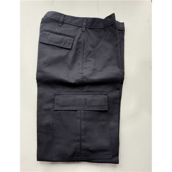 PANTALON D'UNIFORME SIZE:30 (MARINE)