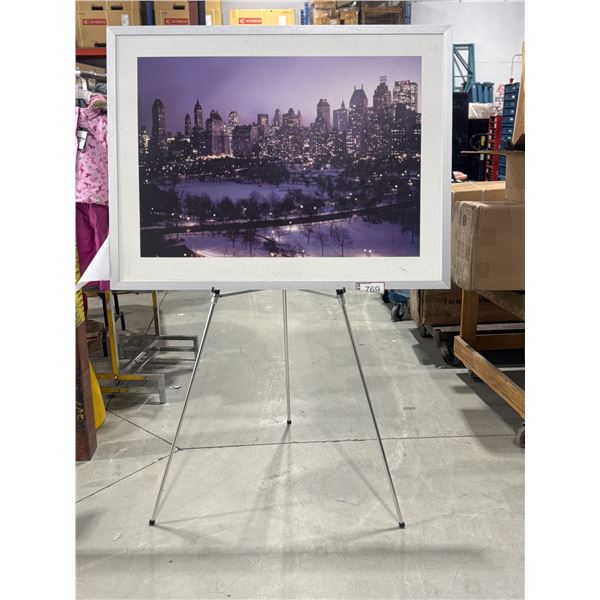 PRINT "RUTH ORKIN 5 P.M. WINTER 1961" 46.5"X35.5" AVEC EASEL STAND