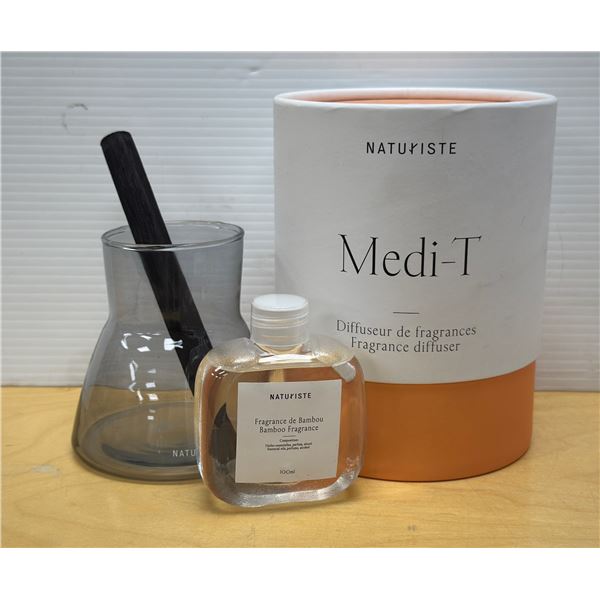 LOT DE 2 NATURISTE DIFFUSEURS DE PARFUM -MEDI-T
