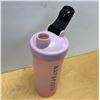 Image 3 : LOT DE 9 NATURISTE ASSORTIS REUSABLE PLASTIC CUPS 600ML